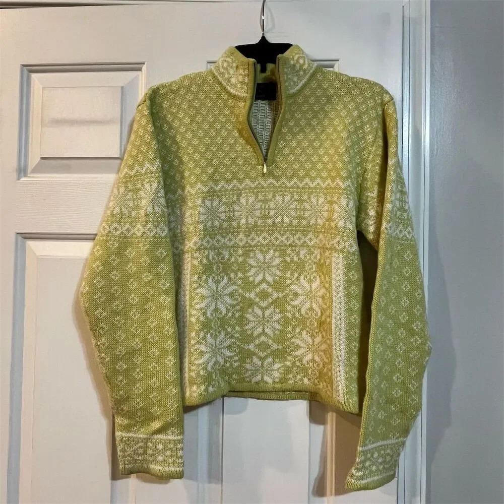 Obermeyer Women's Vintage Wool Pullover Sweater Lime green M Half-Zip